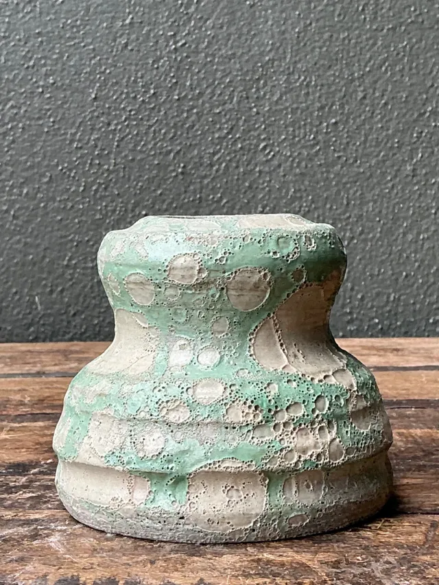 Vintage Textured Green Ceramic Vase — additional photo 4