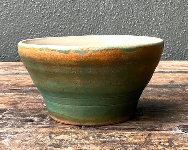 Vintage Studio Pottery Green Bowl — additional photo 3