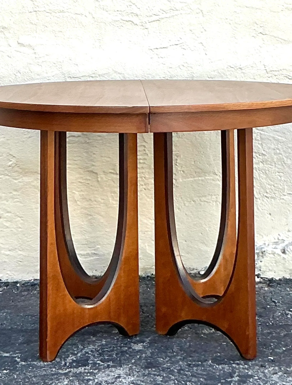 Vintage Wood Extendable Dining Table by Broyhill Brasilia — additional photo 8