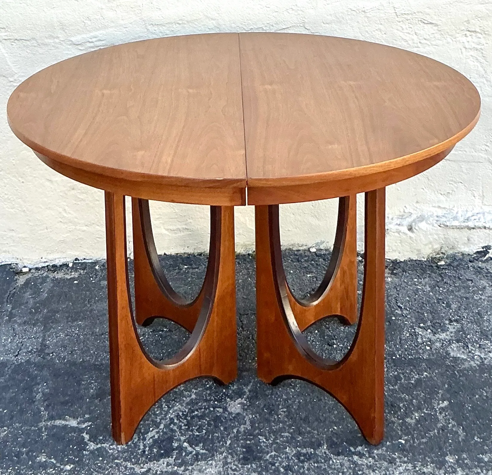 Vintage Wood Extendable Dining Table by Broyhill Brasilia — additional photo 6