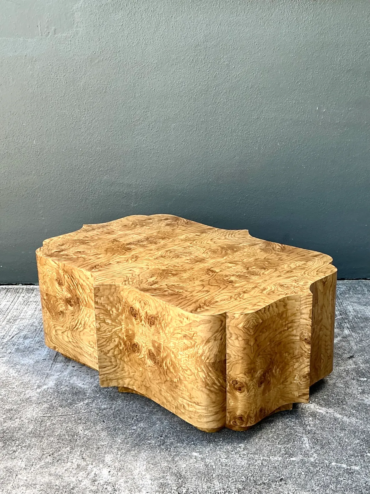 Vintage Scalloped Burl wood Coffee Table