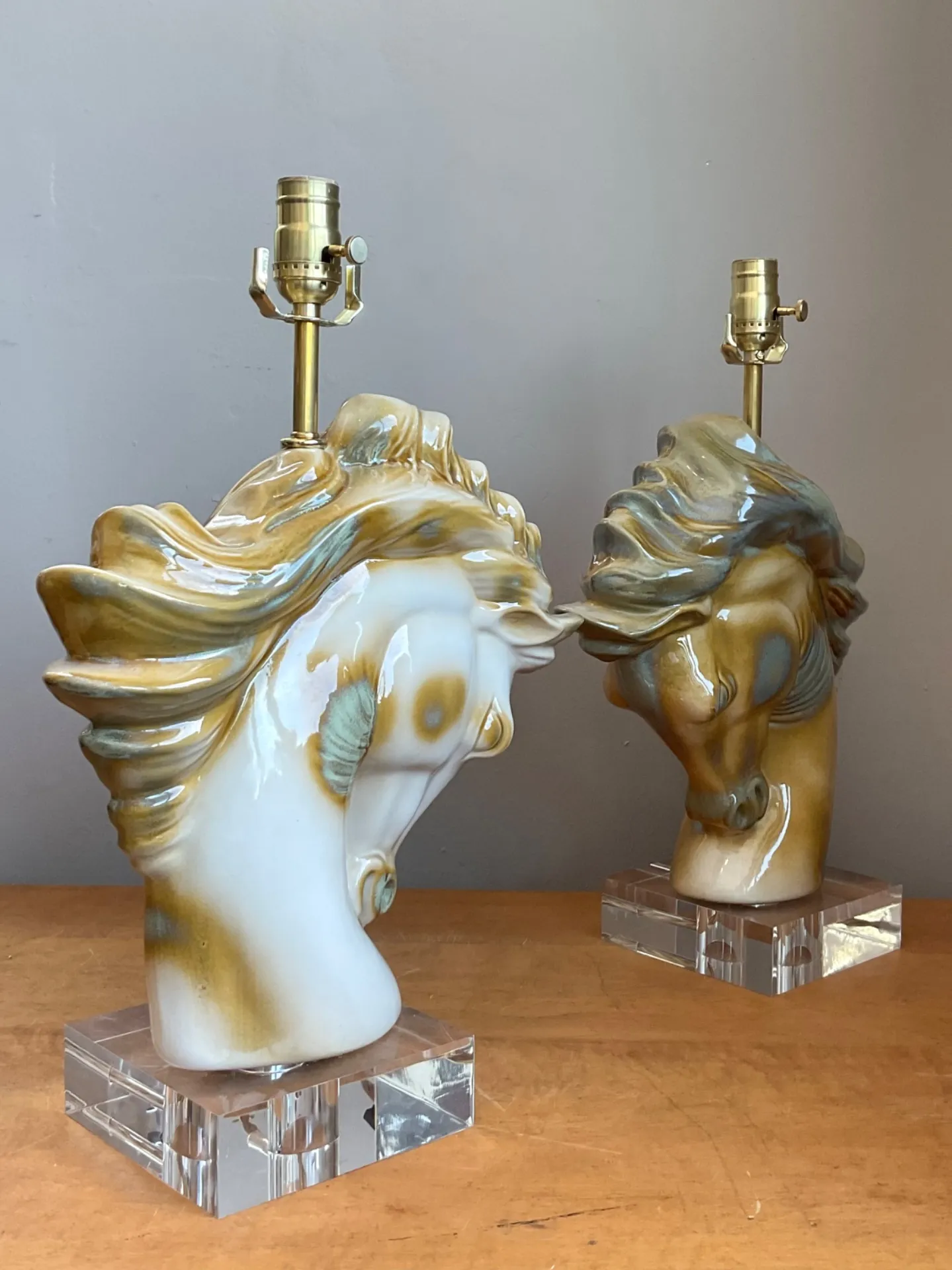 Vintage Ceramic Horse Head Table Lamps - A Pair — additional photo 8