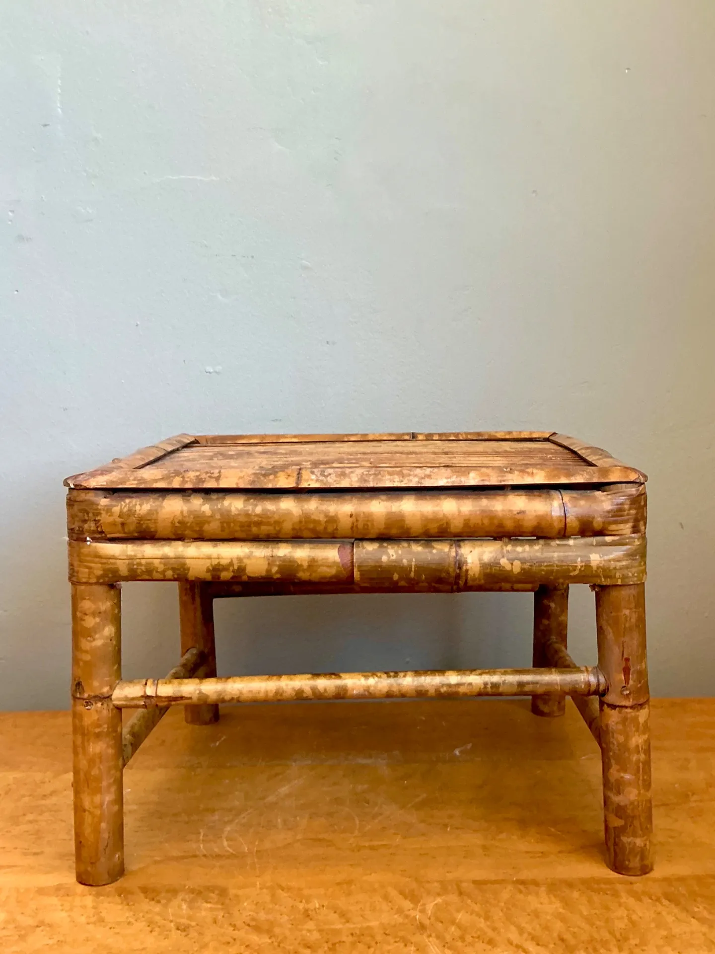 Vintage Rattan Accent Table — additional photo 4