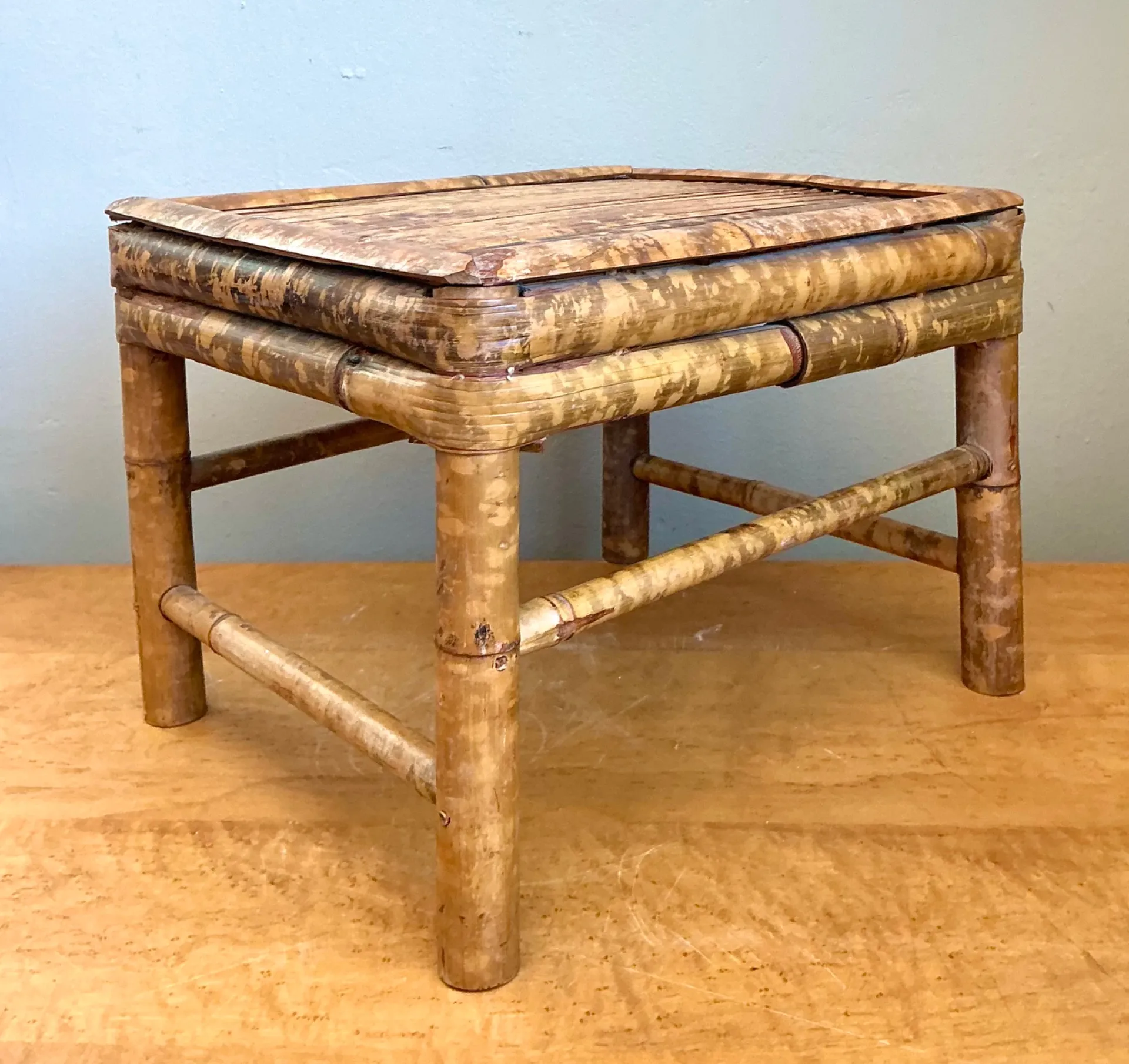 Vintage Rattan Accent Table — additional photo 6