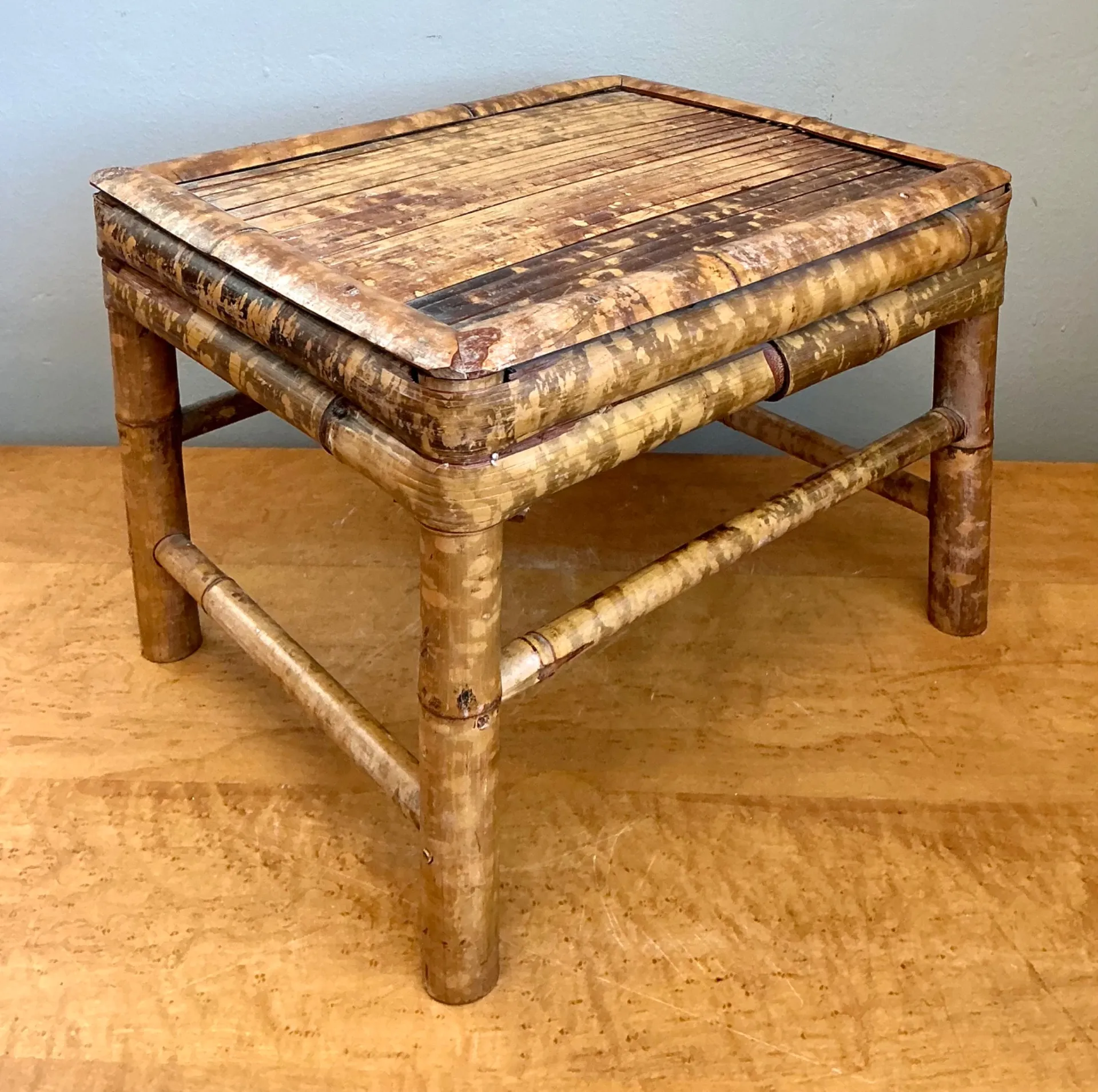Vintage Rattan Accent Table — additional photo 1