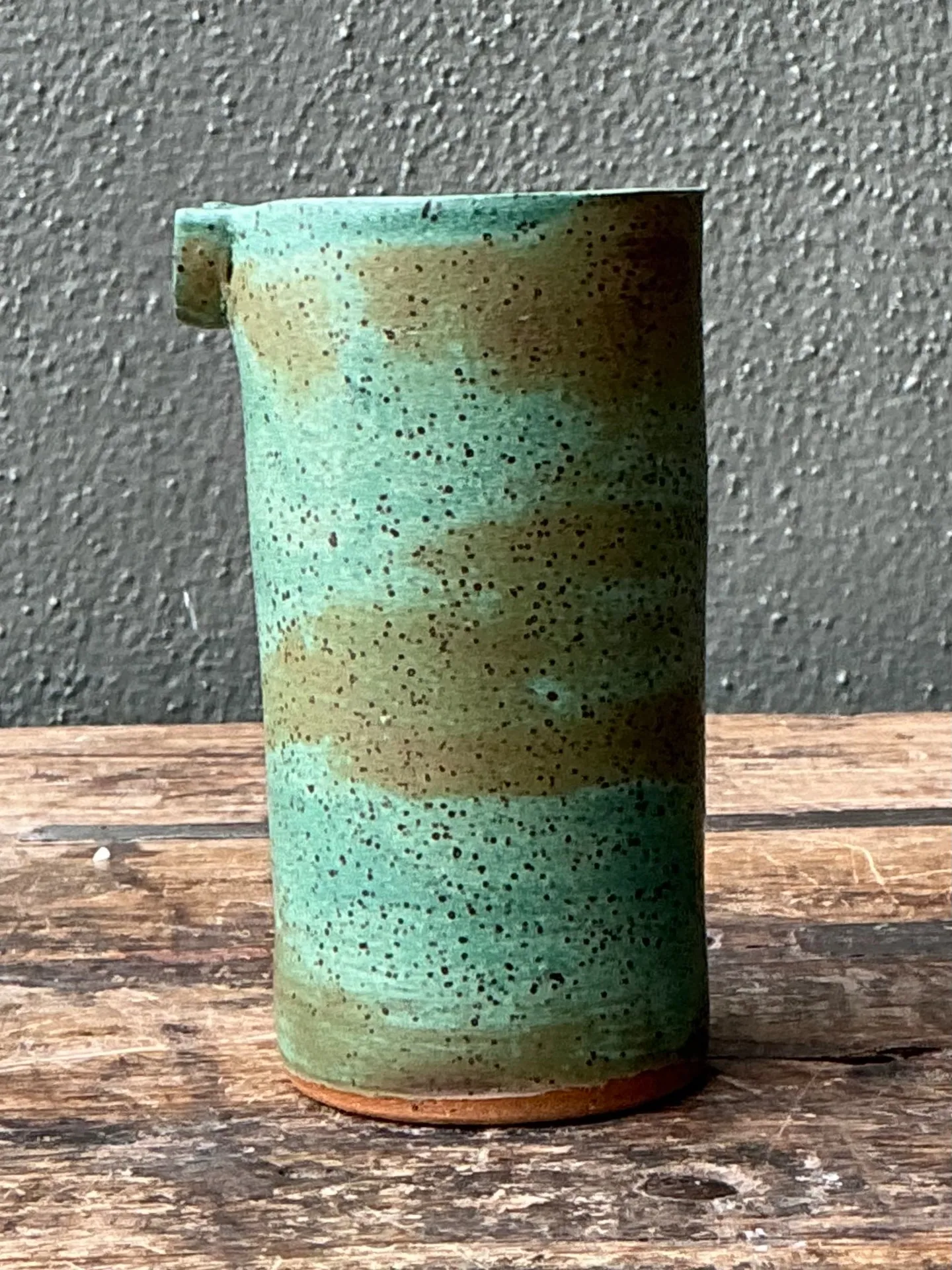 Vintage Green Spout Ceramic Vase — additional photo 3