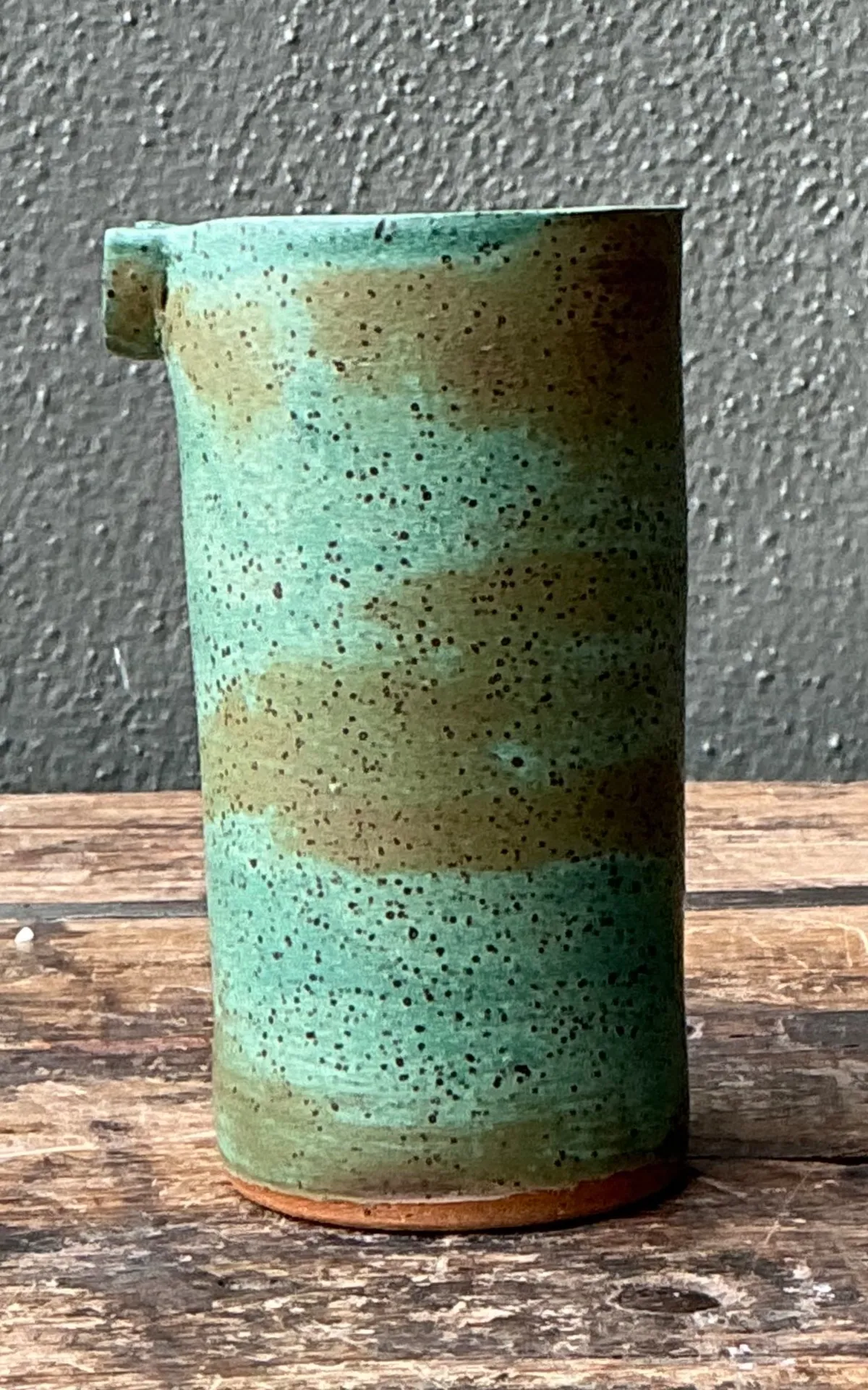 Vintage Green Spout Ceramic Vase — additional photo 3
