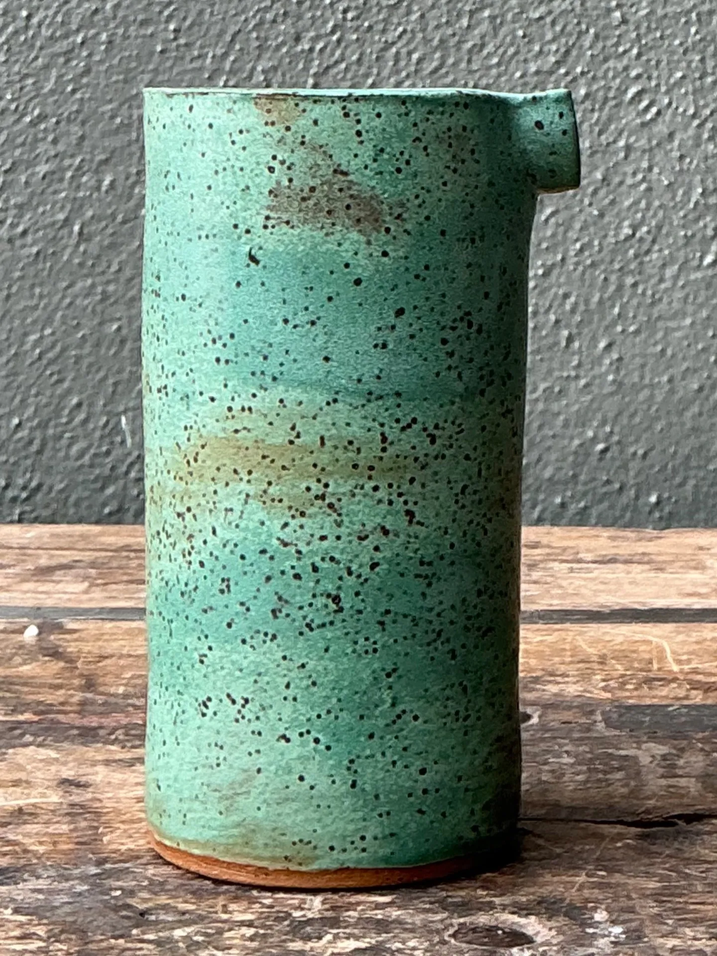 Vintage Green Spout Ceramic Vase — additional photo 1