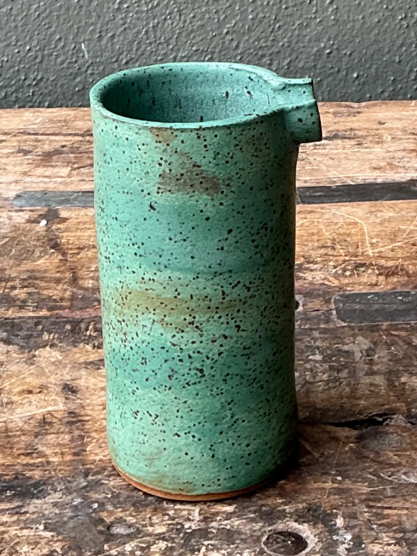 Vintage Green Spout Ceramic Vase — additional photo 4