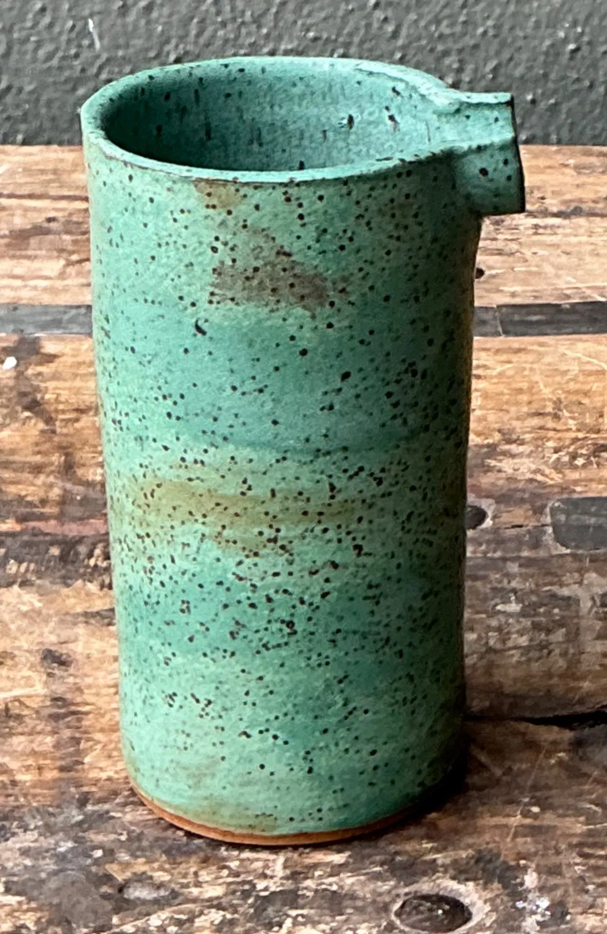 Vintage Green Spout Ceramic Vase — additional photo 5