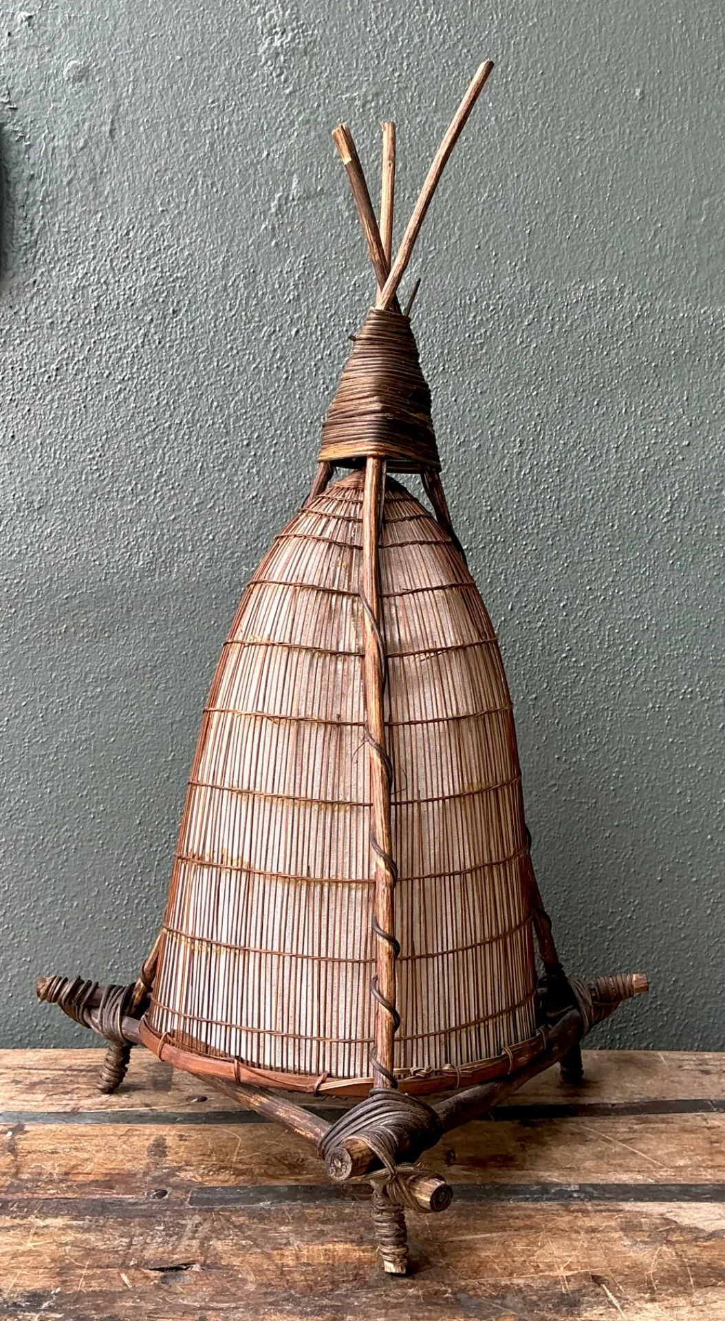 Vintage Japanese Woven Reed Table Lamp — additional photo 7