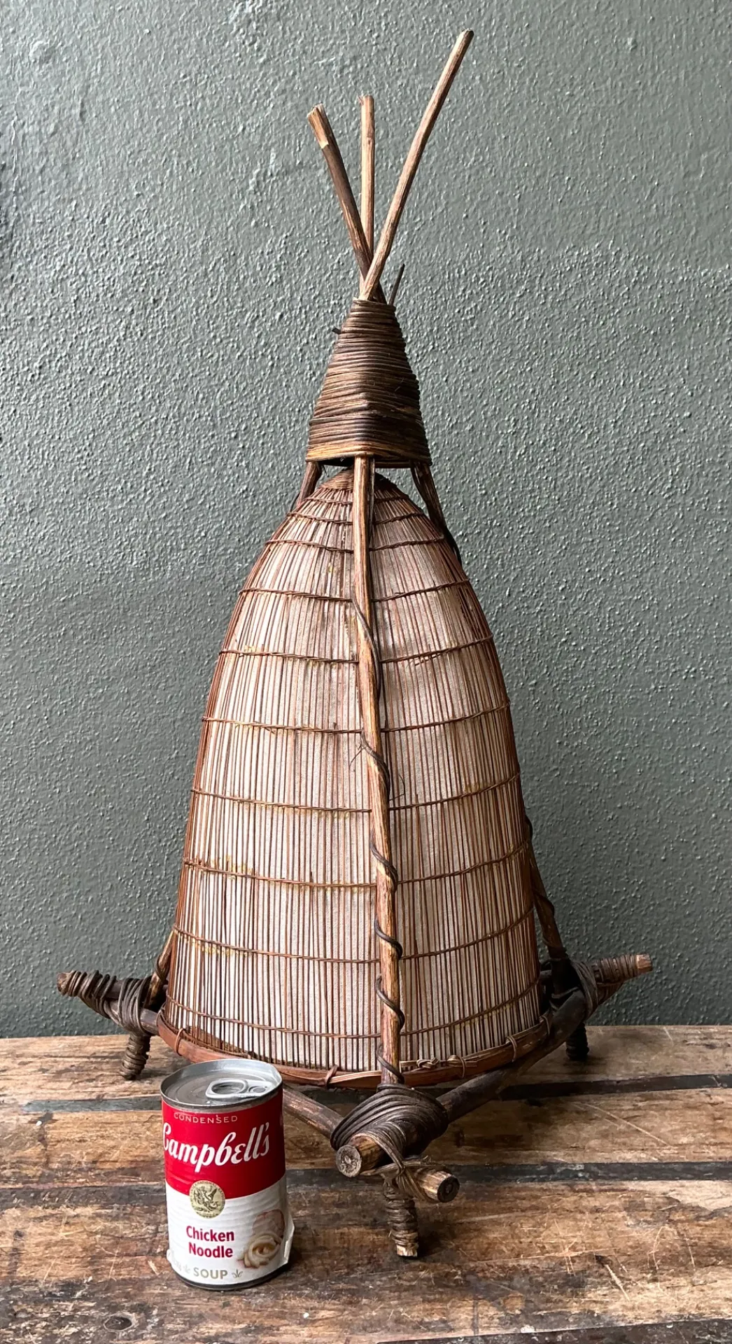 Vintage Japanese Woven Reed Table Lamp — additional photo 4