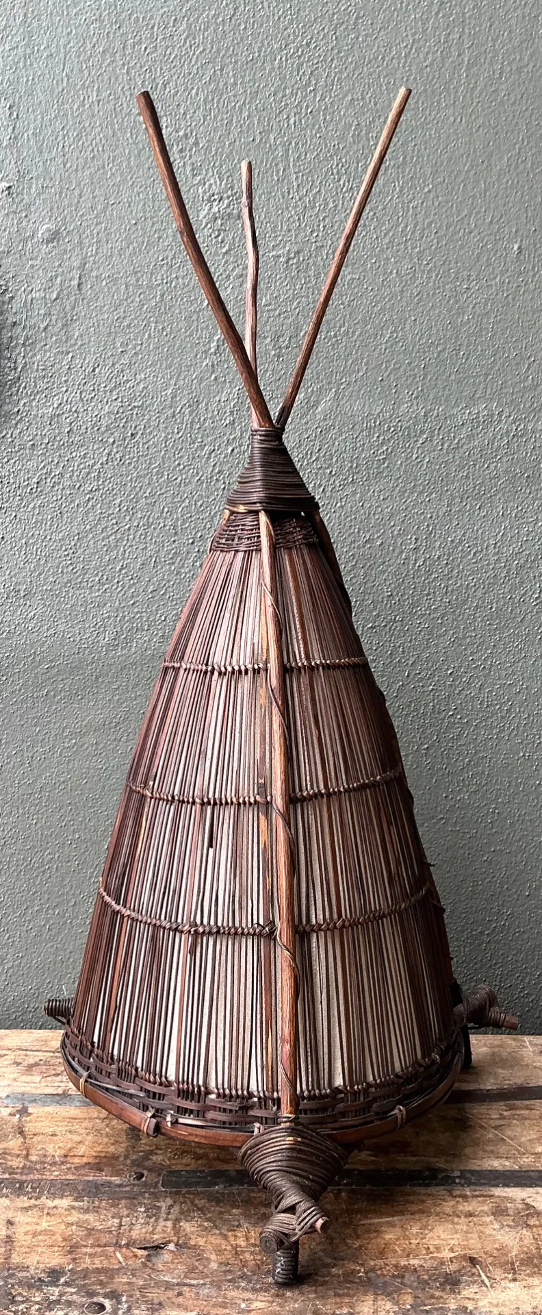 Vintage Japanese Woven Reed Lamp — additional photo 8