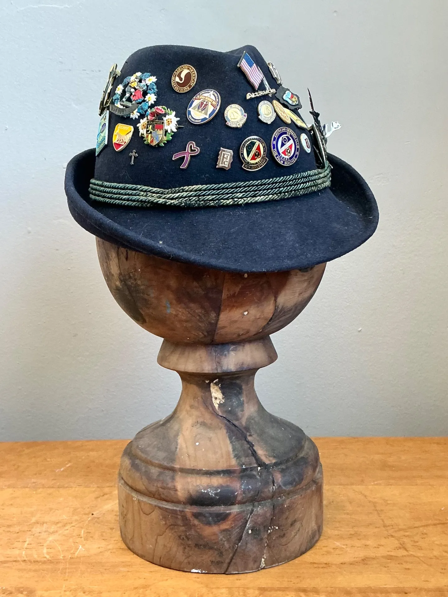 Vintage Bavarian Hat with Pins — additional photo 8