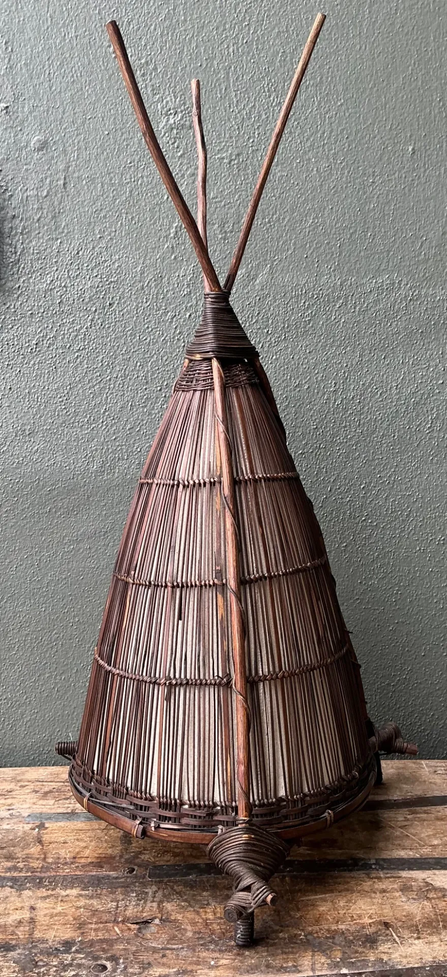 Vintage Japanese Woven Reed Lamp — additional photo 4