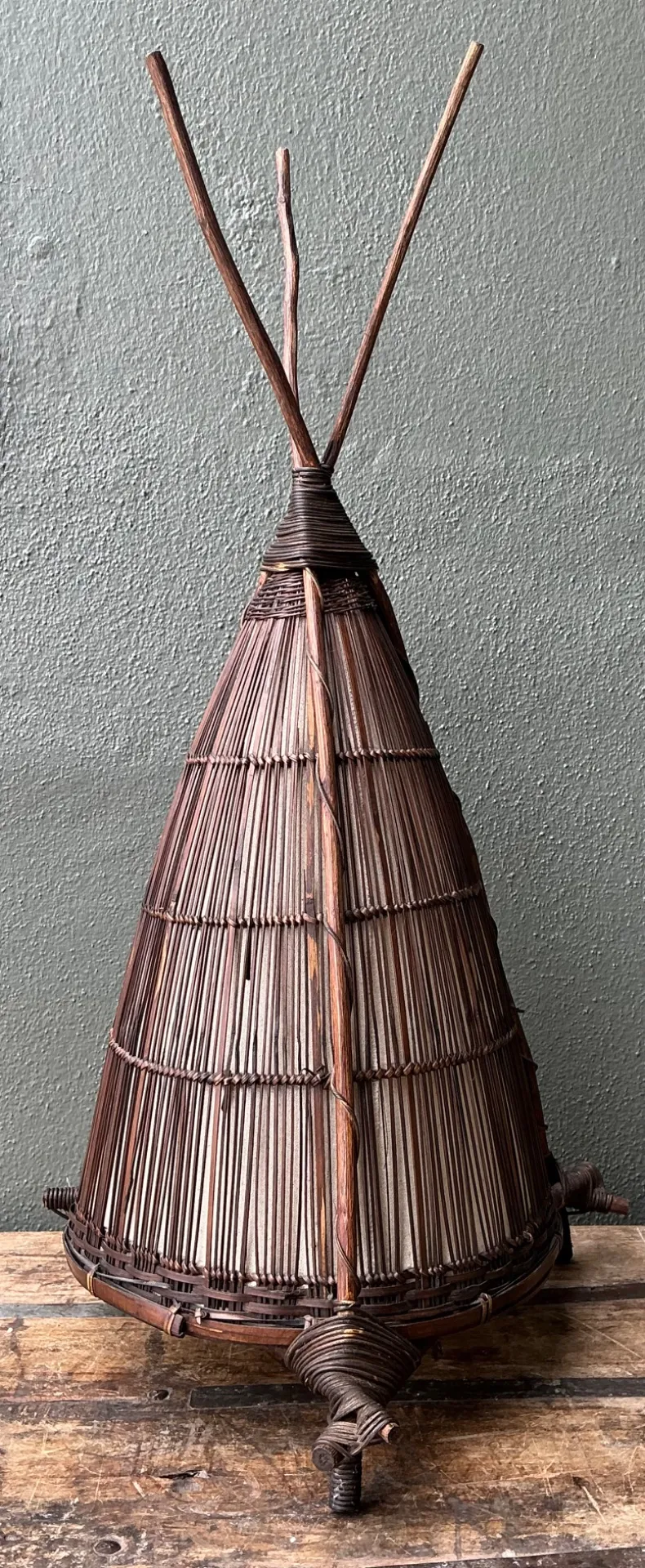 Vintage Japanese Woven Reed Lamp — additional photo 2