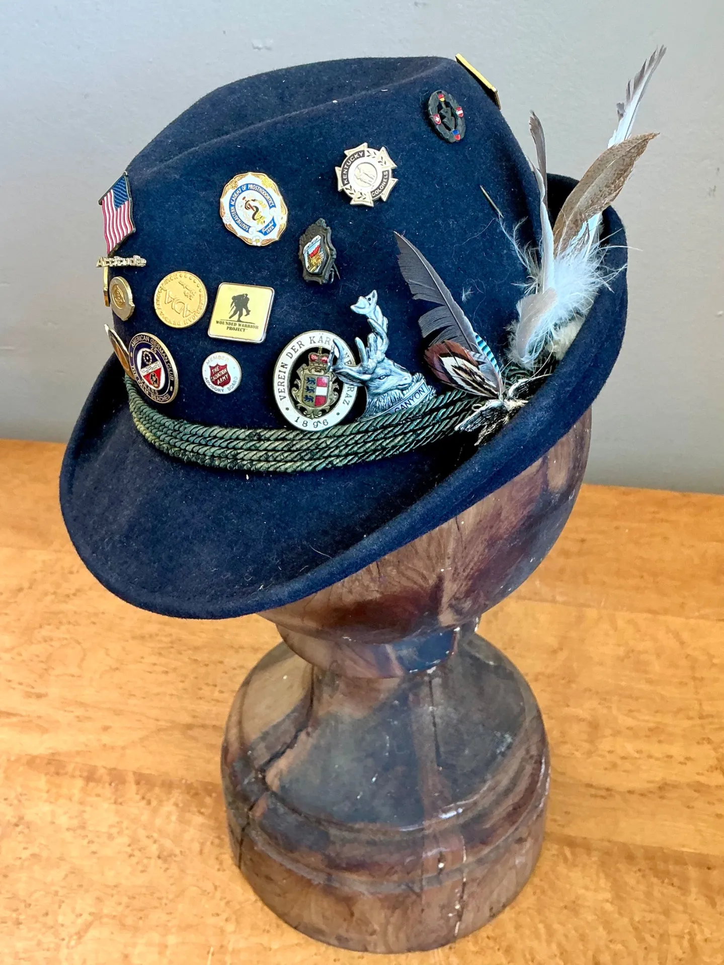 Vintage Bavarian Hat with Pins — additional photo 5