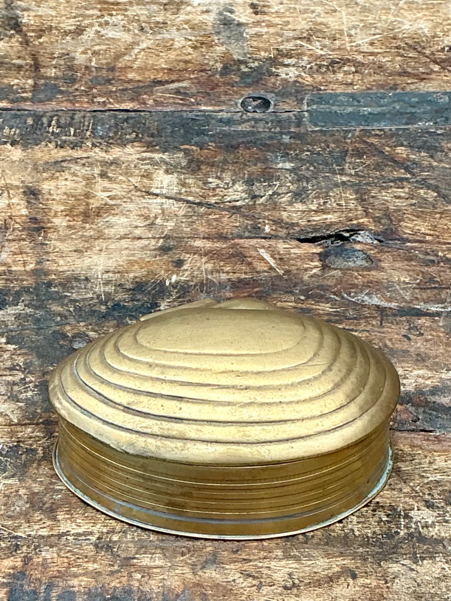 Vintage Clamshell Brass Trinket Box — additional photo 7