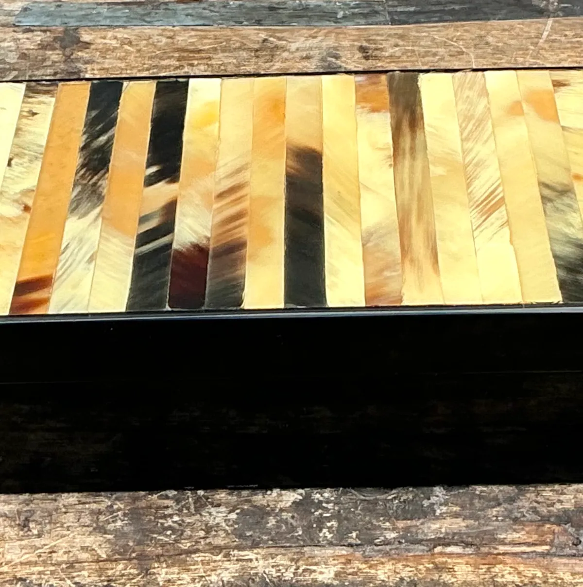 Vintage Horn and Wood Decorative Box — additional photo 2