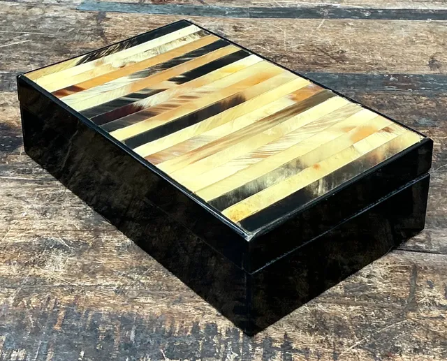 Vintage Horn and Wood Decorative Box — additional photo 6