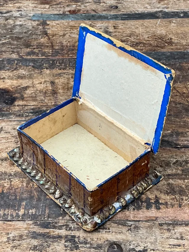 Vintage Shell Embellished Keepsake Box — additional photo 6