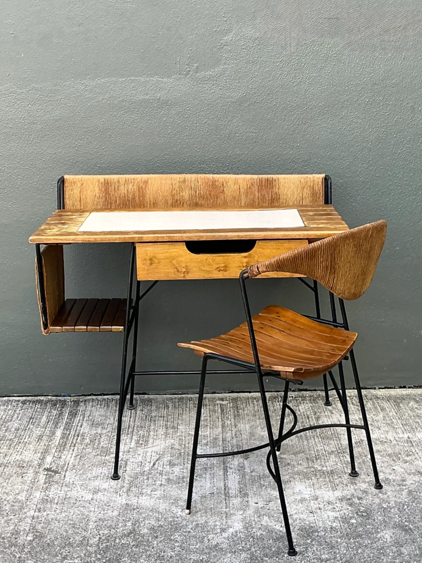 Arthur Umanoff Mid-Century Modern Desk and Chair Set — additional photo 1