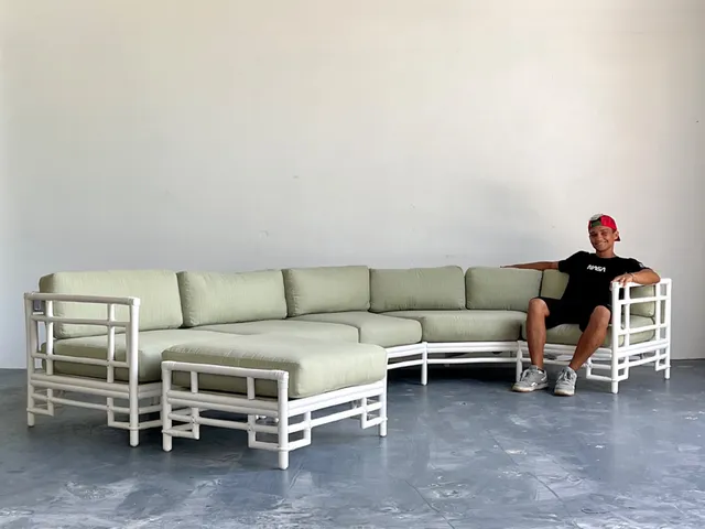 Vintage Rattan and Fabric Sectional Sofa After Ficks Reed — additional photo 5