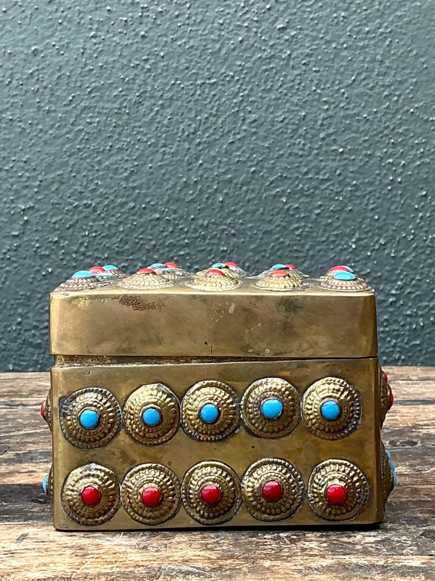 Vintage Embellished Brass Box — additional photo 8