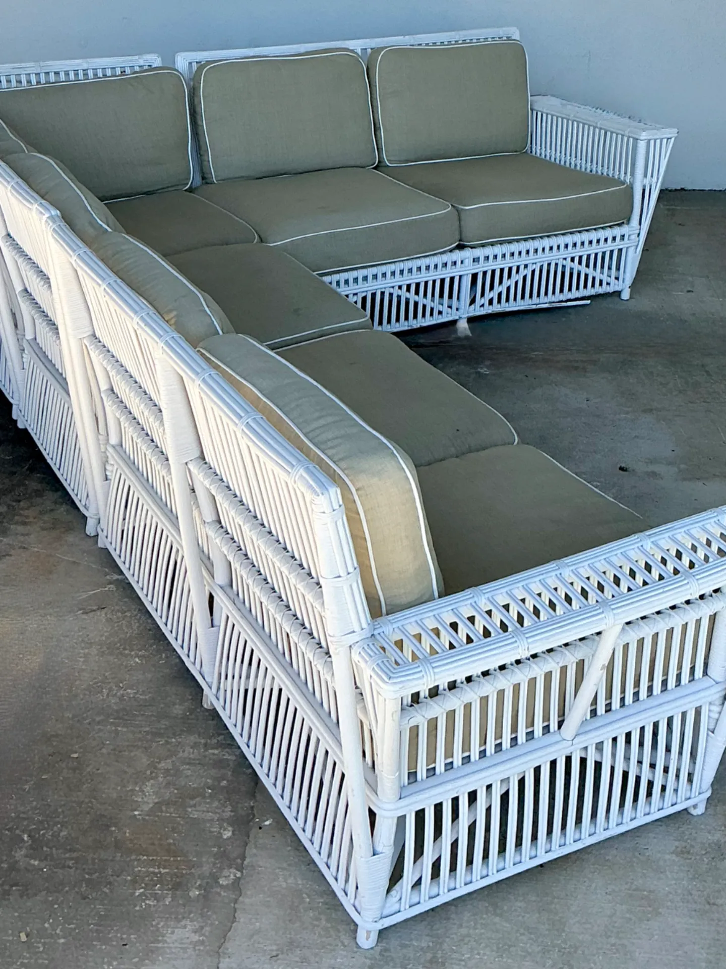 Vintage Stick Rattan Sectional Sofa After Bielecky Brothers — additional photo 4