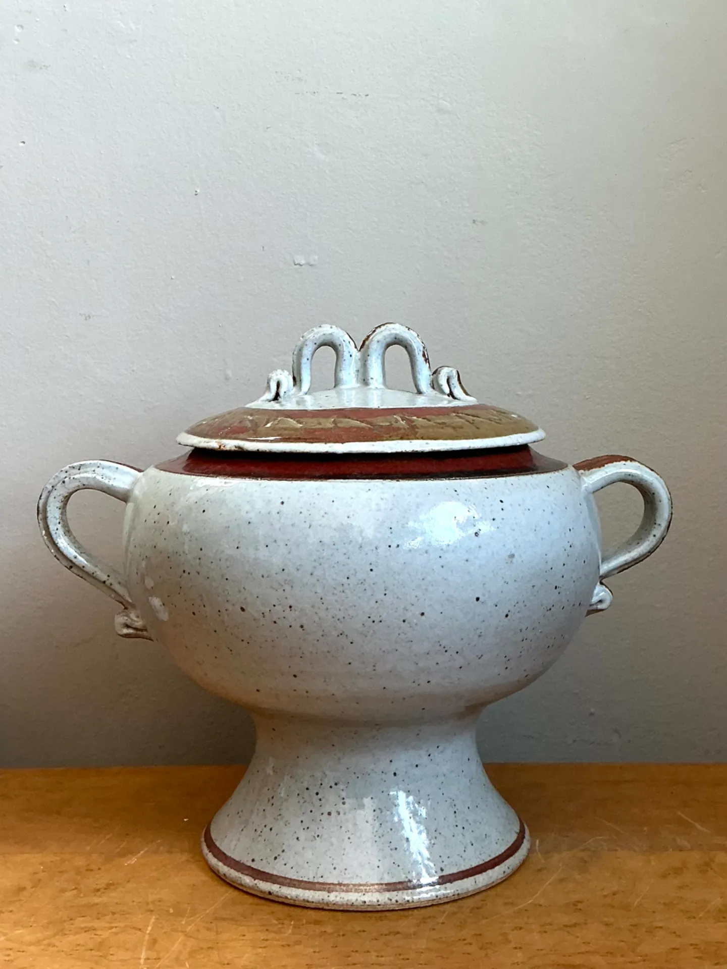 Vintage Speckled Ceramic Footed Tureen — additional photo 1