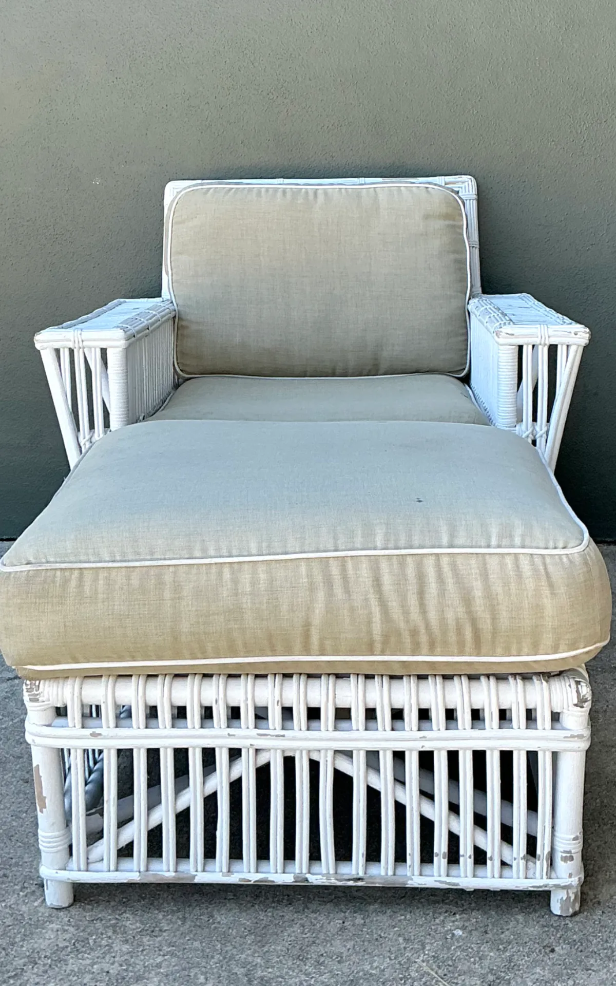 Vintage Rattan Lounge Chair and Ottoman After Bielecky Brothers — additional photo 6