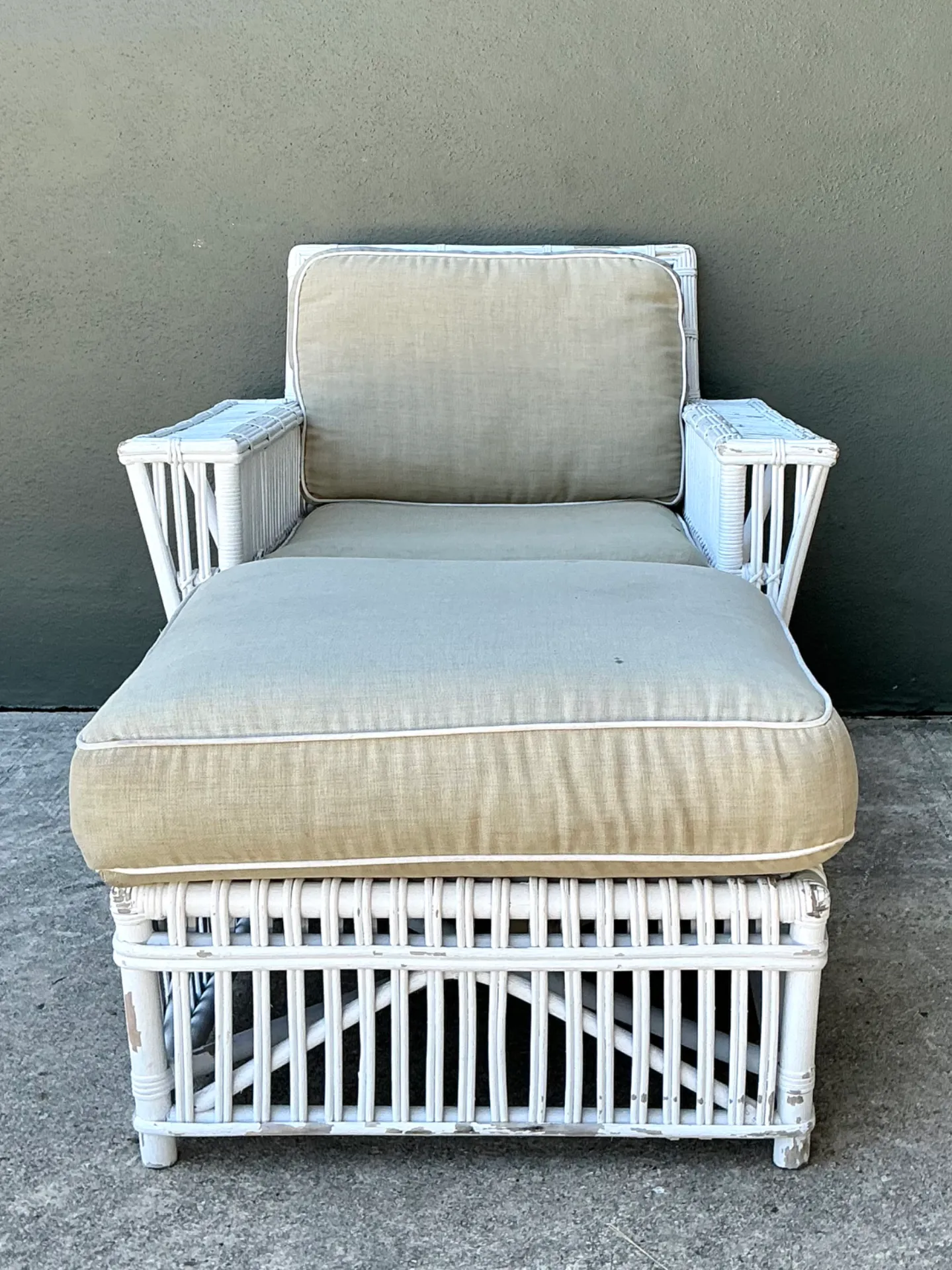 Vintage Rattan Lounge Chair and Ottoman After Bielecky Brothers — additional photo 4