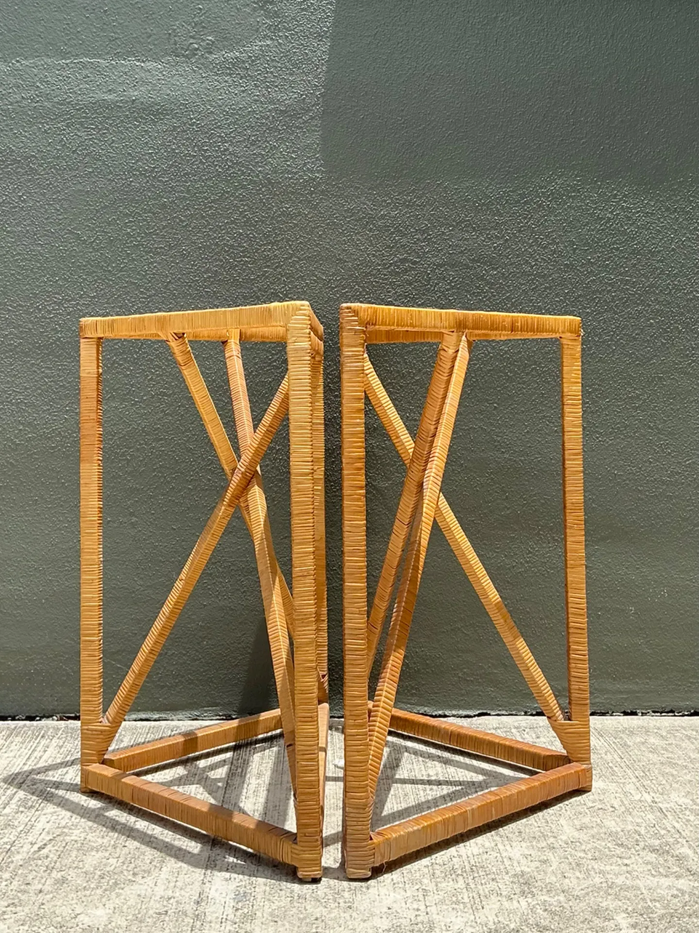 Vintage Wrapped Rattan Dining Table Pedestal — additional photo 1