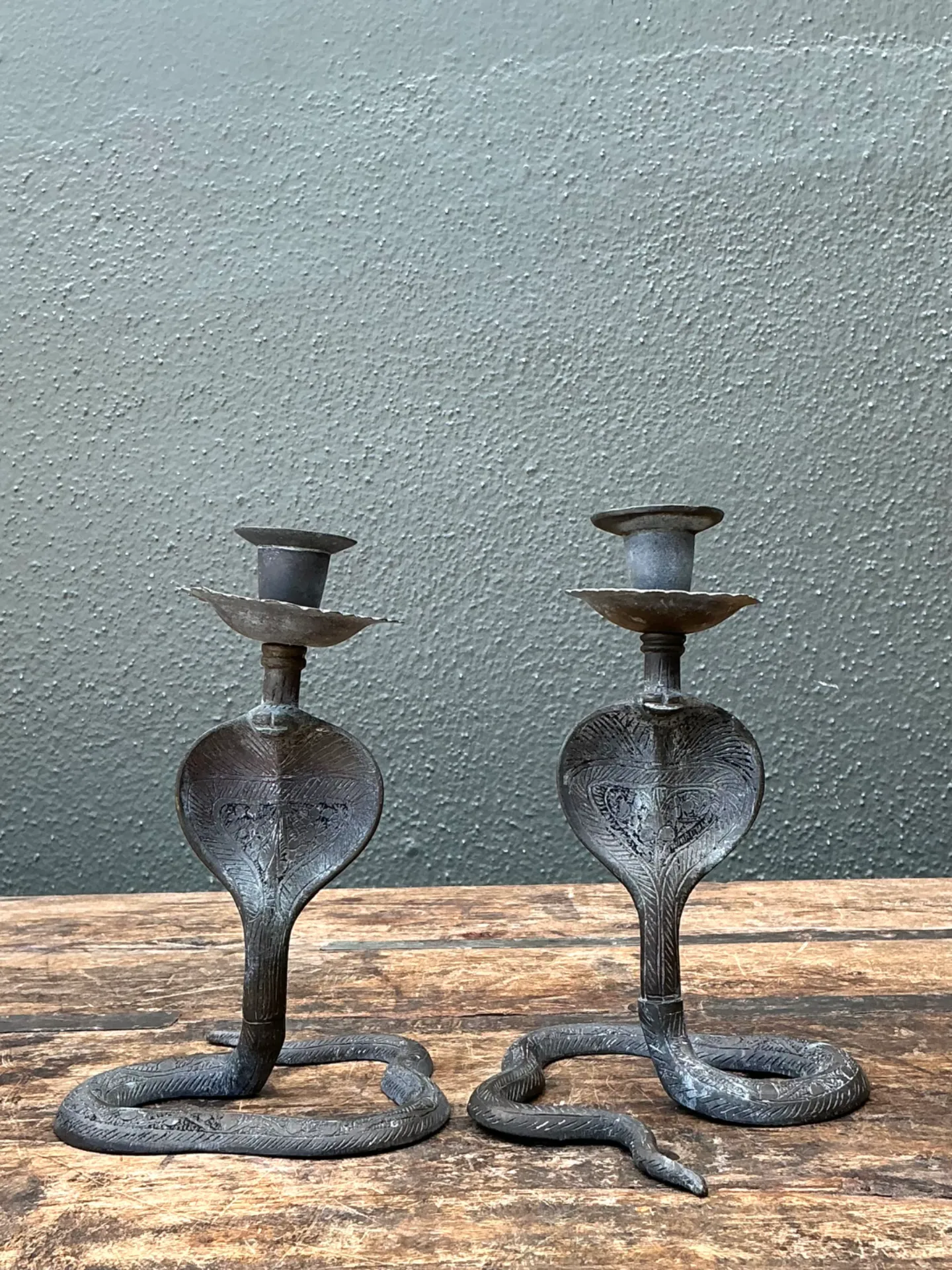 Vintage Cobra Form Metal Candle Holders — additional photo 4
