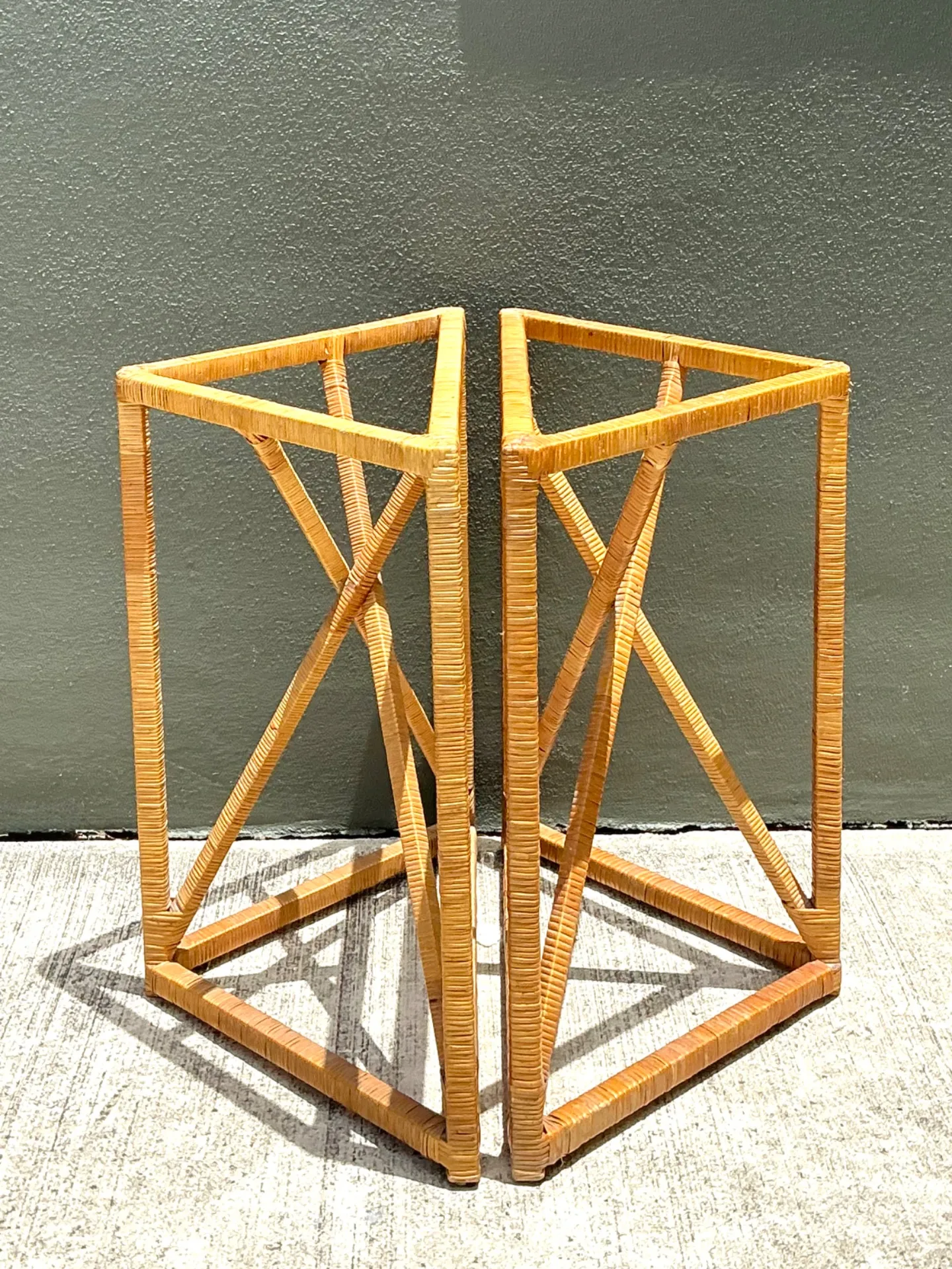 Vintage Wrapped Rattan Dining Table Pedestal — additional photo 7