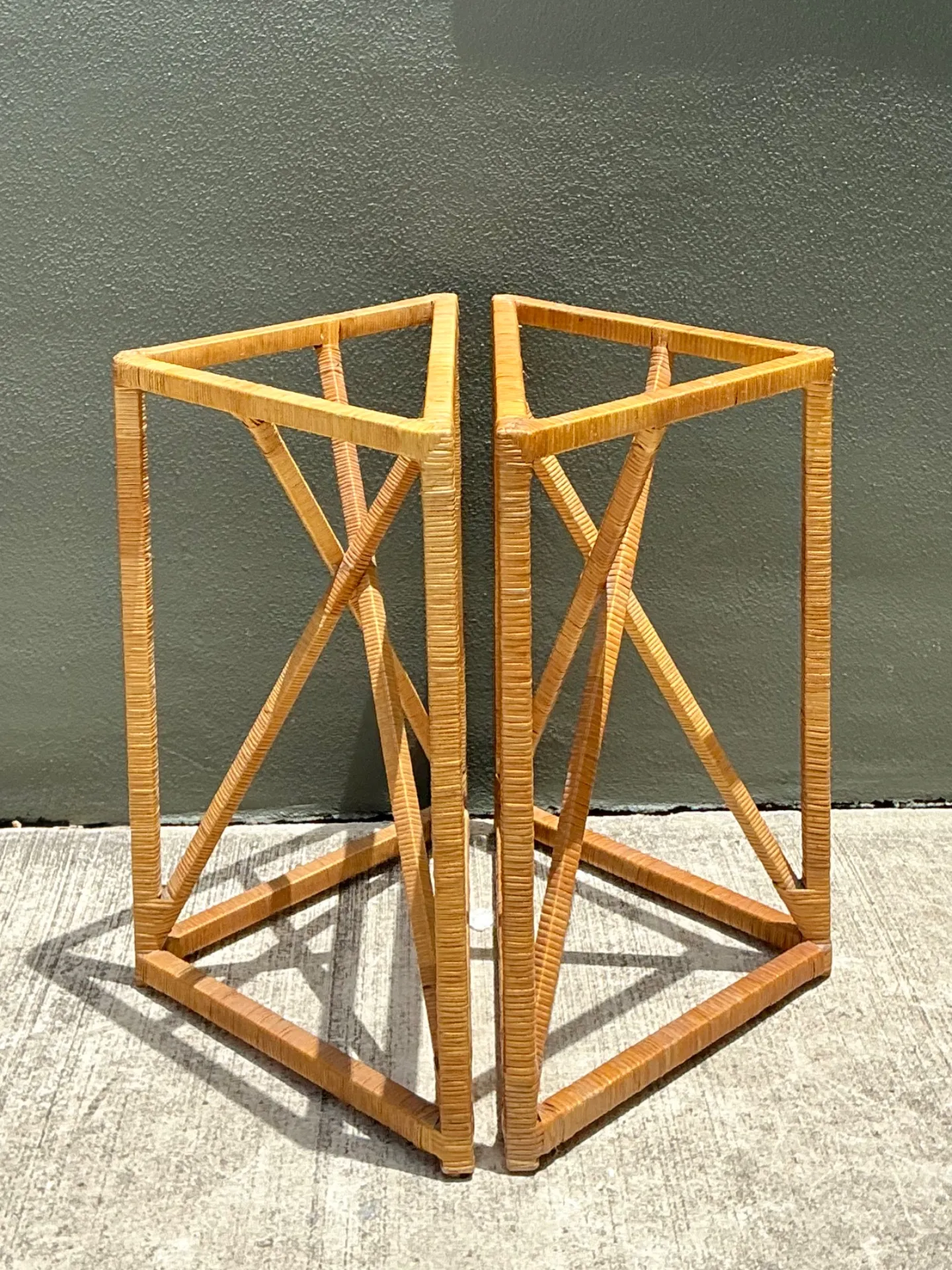 Vintage Wrapped Rattan Dining Table Pedestal — additional photo 4