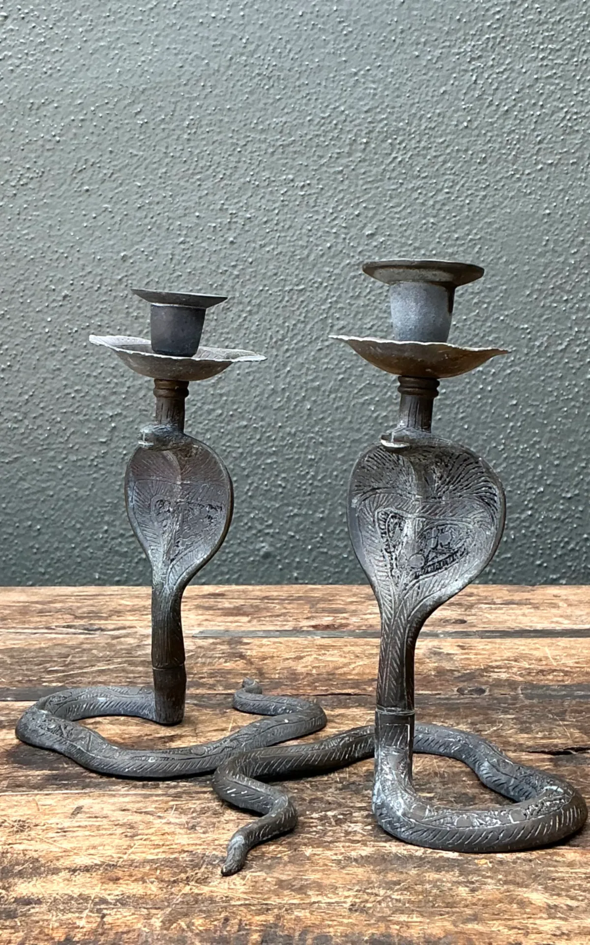 Vintage Cobra Form Metal Candle Holders — additional photo 2