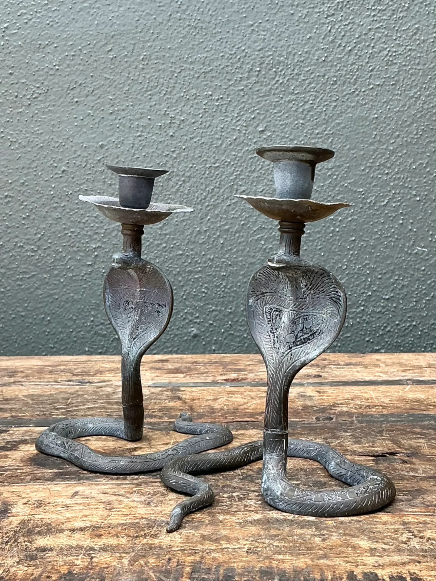 Vintage Cobra Form Metal Candle Holders — additional photo 5