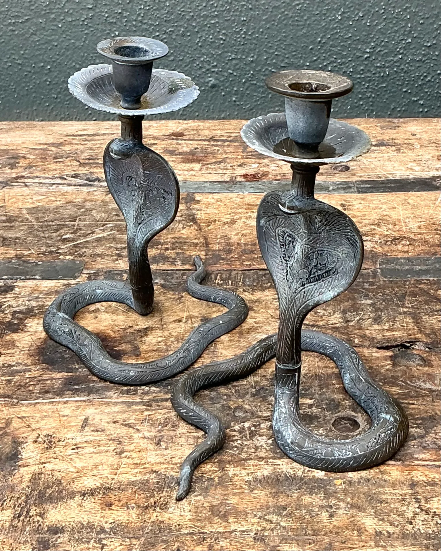 Vintage Cobra Form Metal Candle Holders — additional photo 7