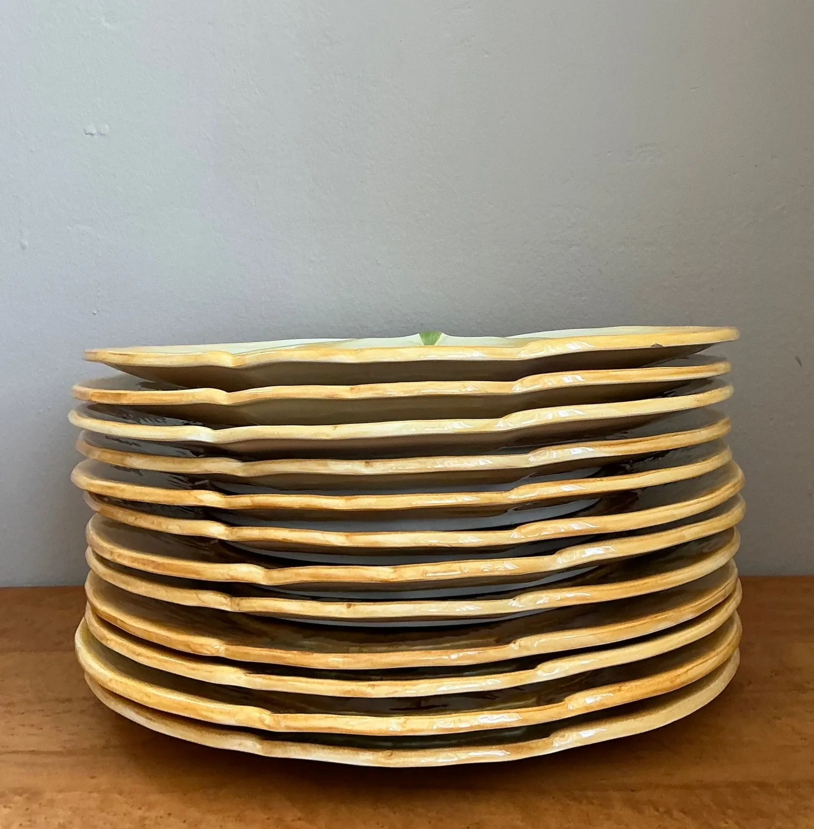 Vintage Italian Botanical Ceramic Dinner Plates - Set of 12 — additional photo 1