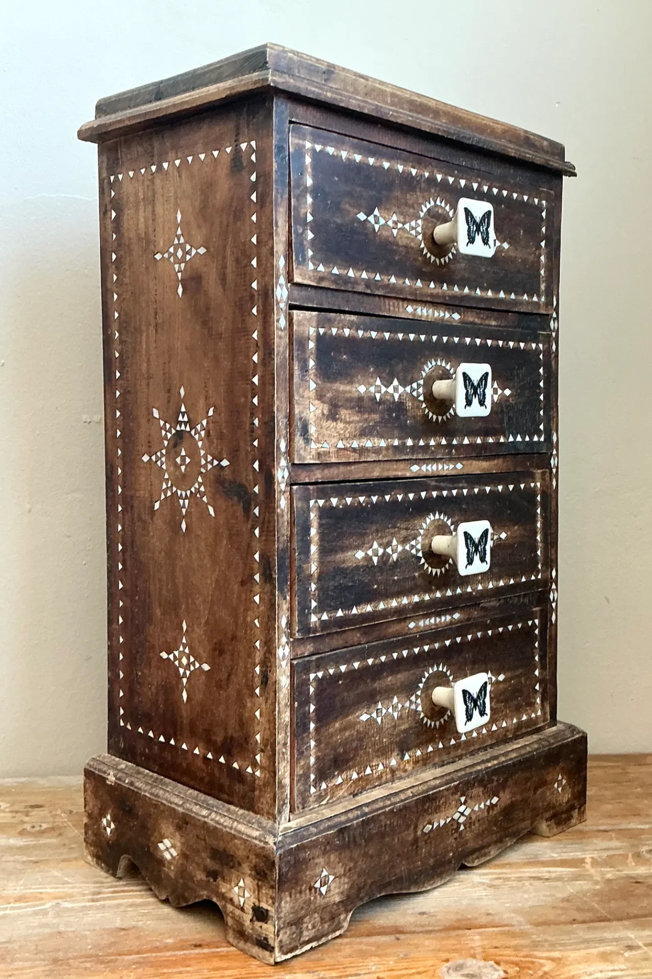 Vintage Petite Inlaid Wood Butterfly Chest — additional photo 1
