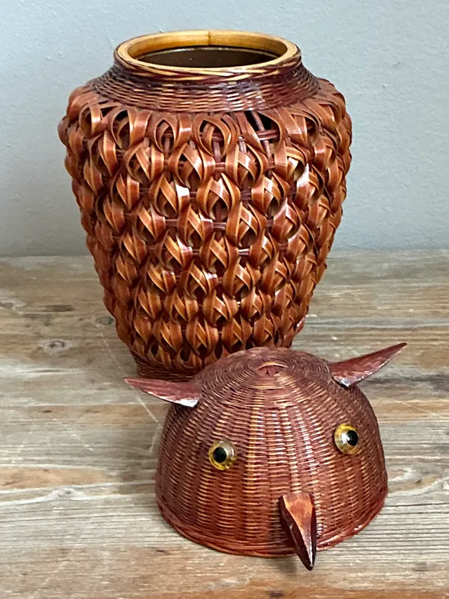 Vintage Woven Owl Basket With Glass Insert — additional photo 7