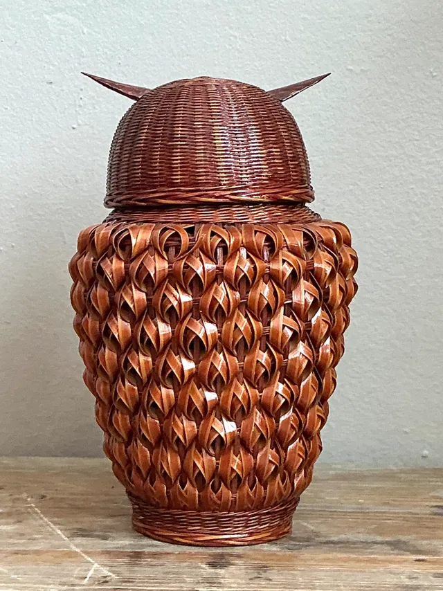 Vintage Woven Owl Basket With Glass Insert — additional photo 1