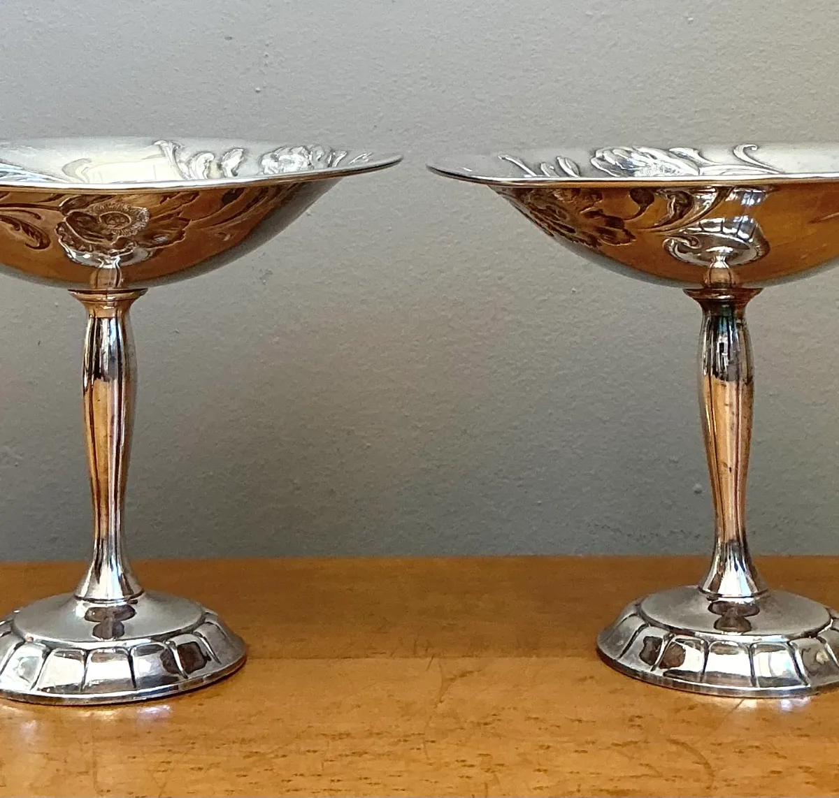 Vintage Silverplate Floral Compotes - Pair — additional photo 7