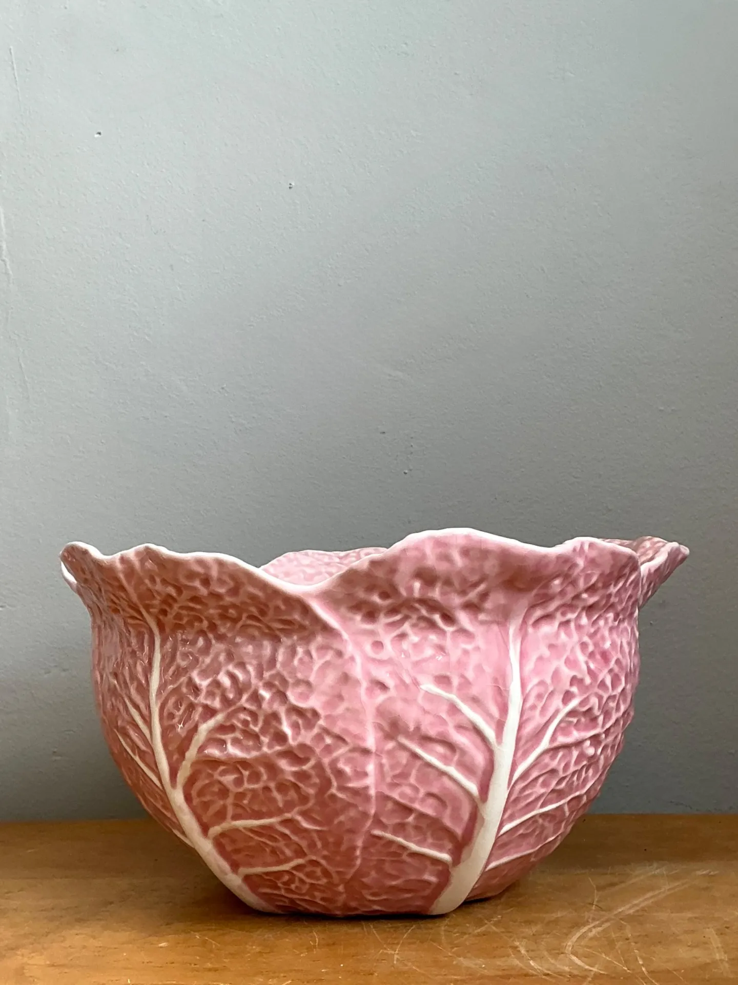 Vintage Bordallo Pinheiro Pink Cabbage Leaf Bowl — additional photo 5