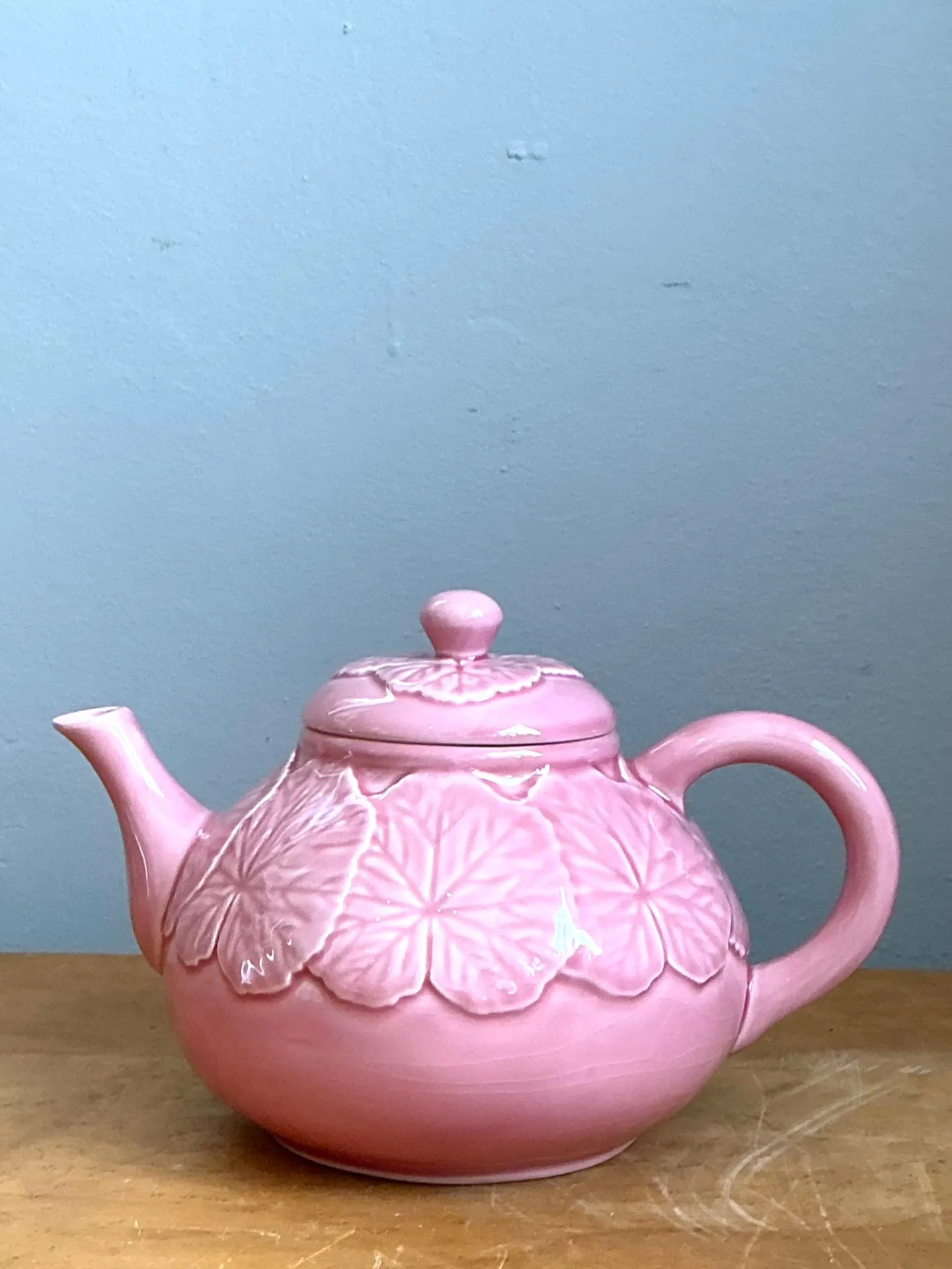 Vintage Bordallo Pinheiro Pink Cabbage Leaf Ceramic Teapot — additional photo 7