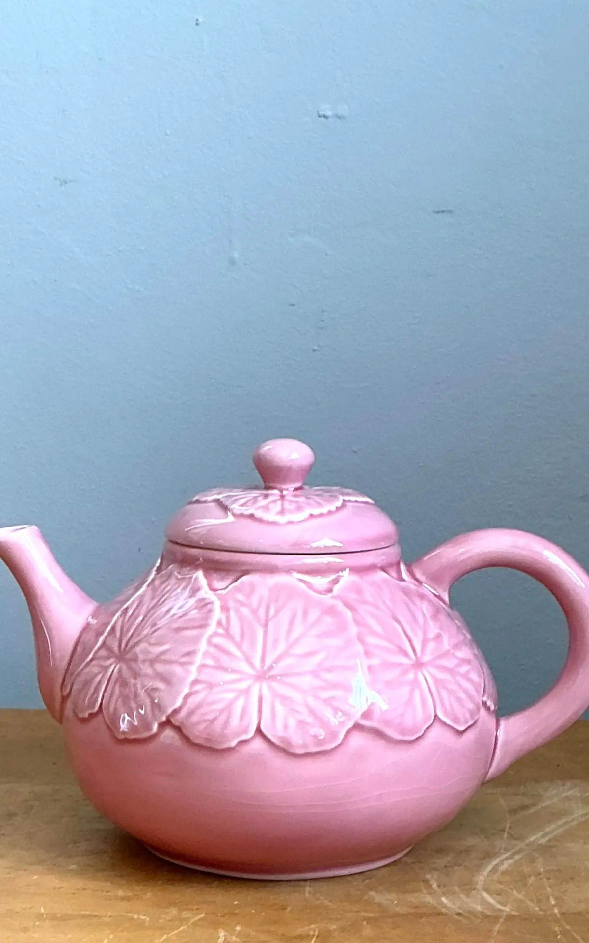 Vintage Bordallo Pinheiro Pink Cabbage Leaf Ceramic Teapot — additional photo 7