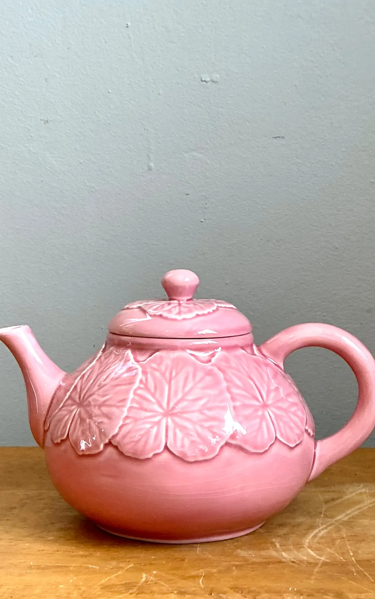 Vintage Bordallo Pinheiro Pink Cabbage Leaf Ceramic Teapot — additional photo 6