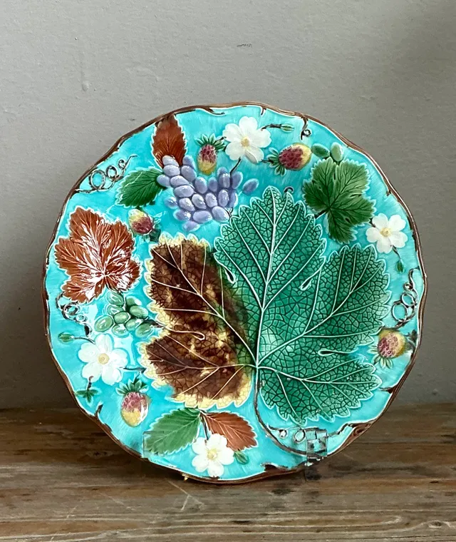 Vintage Majolica Leaf and Blossom Plate — additional photo 1