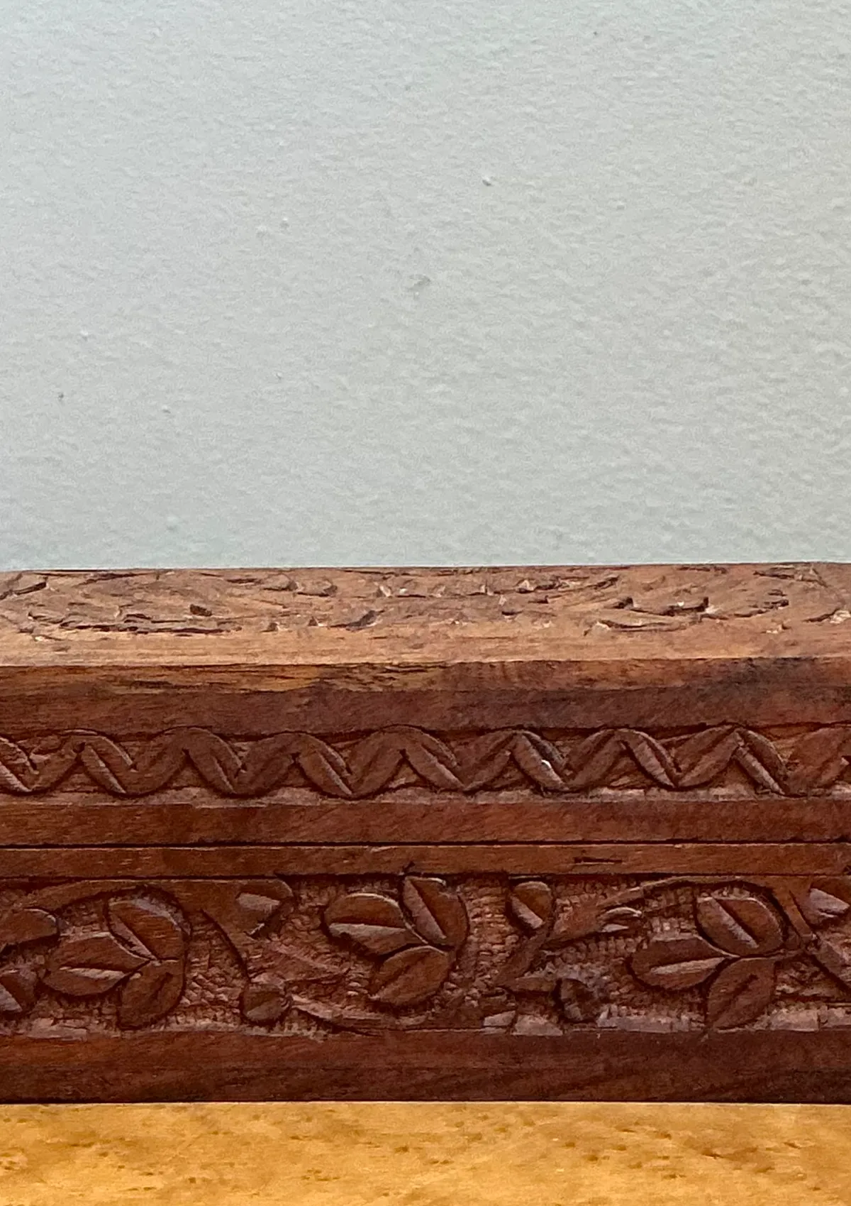 Vintage Carved Wood Trinket Box — additional photo 1